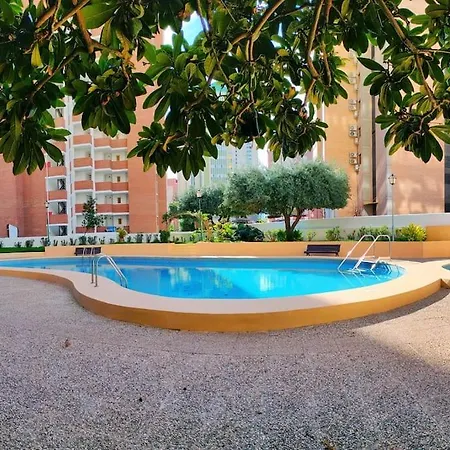 Karola Con Vistas Piscina Y Parking En Apartamento *